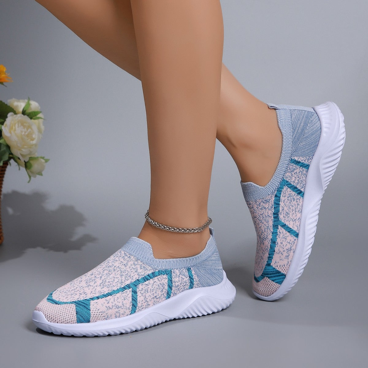 Sleek and supportive orthopedic Sneakers