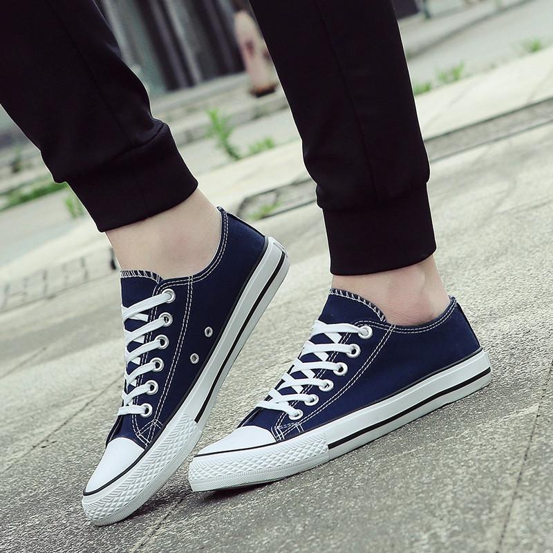 Trendy Classic Sneakers