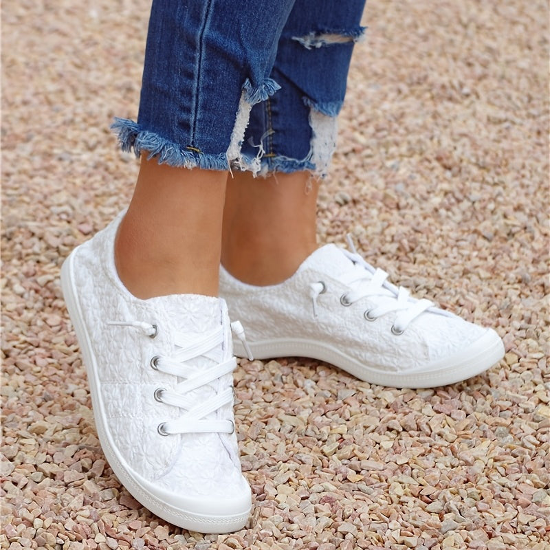 Women's Flower Embossed Flat Sneakers