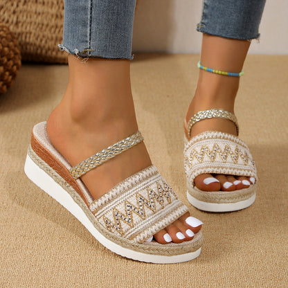 Wave patterned Sandals