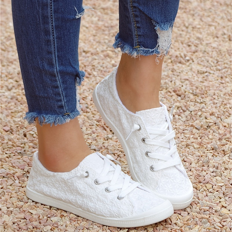 Women's Flower Embossed Flat Sneakers