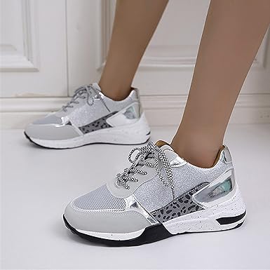 Women Lace up Sneakers