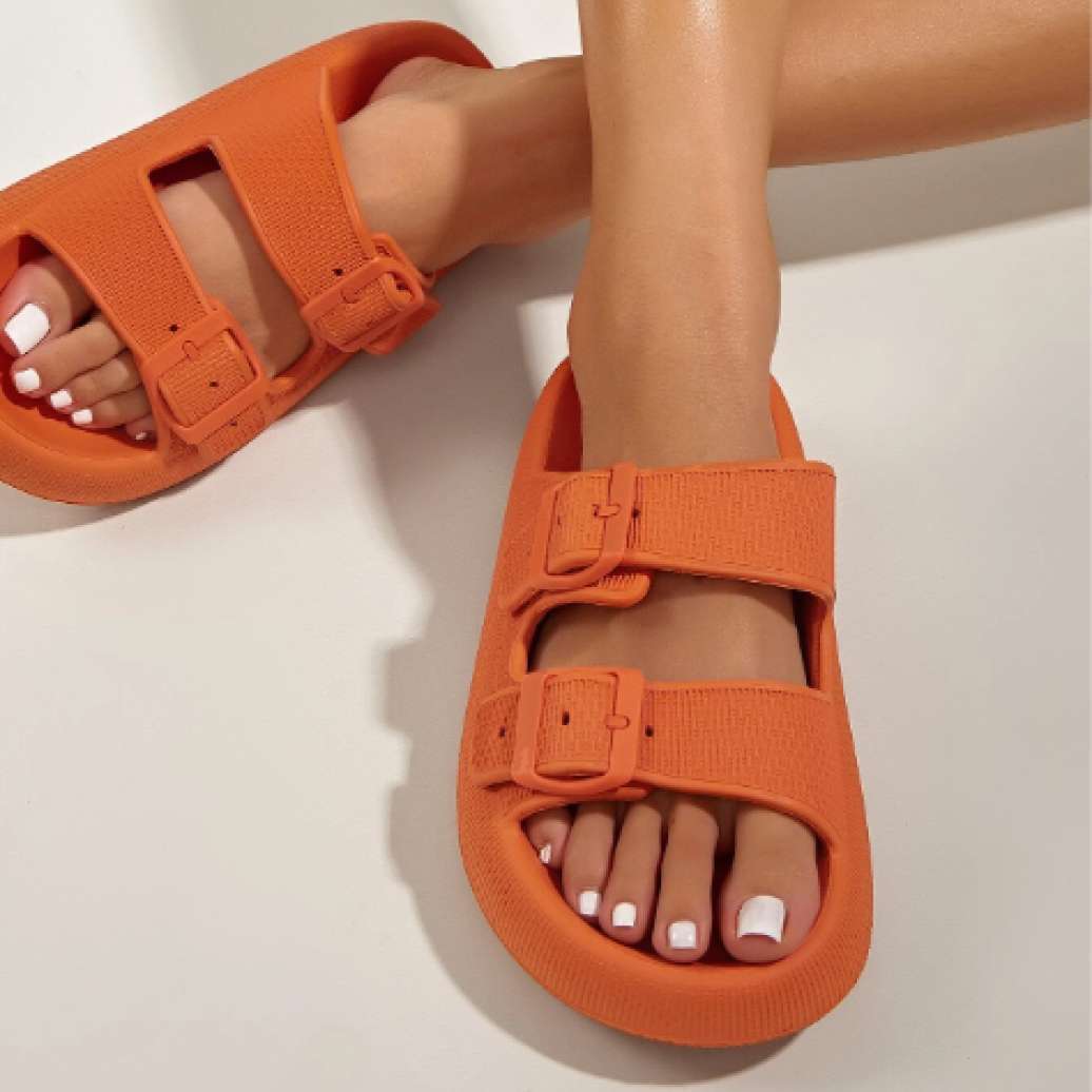 Comfortable lightweight slides