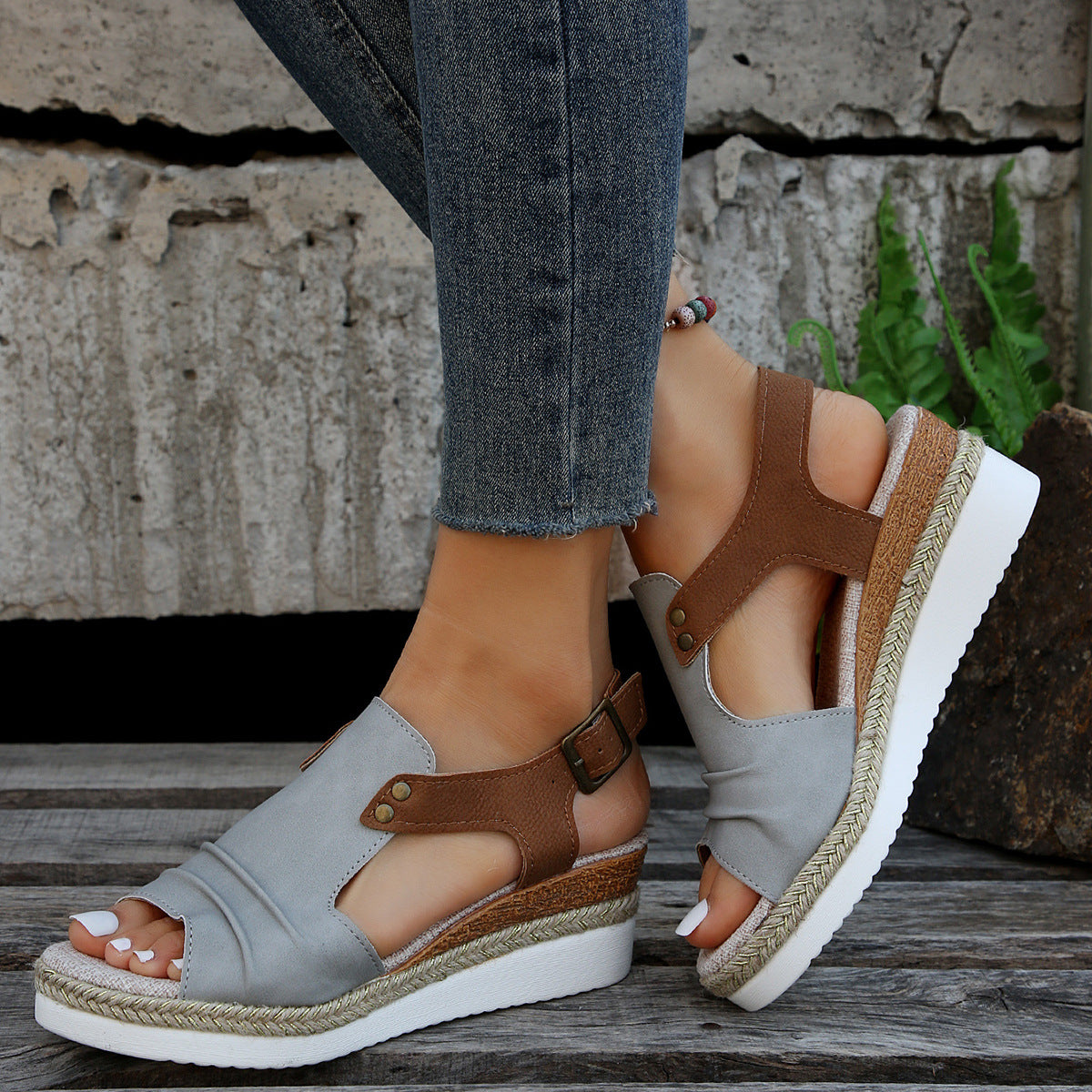 Casual Slip-On Platform Peep-toe Sandals