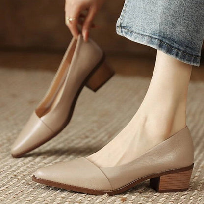 Chic and airy casual shoes