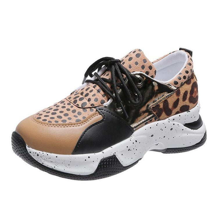 Trendy and supportive orthopedic Sneakers 