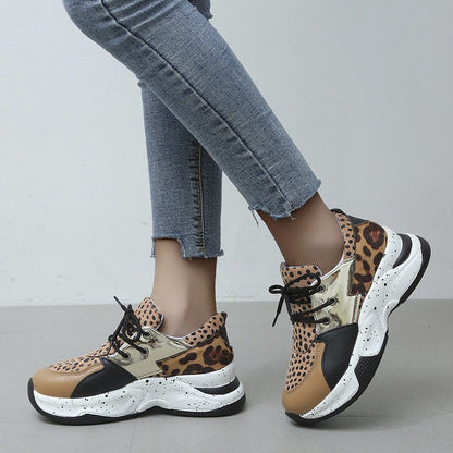 Trendy and supportive orthopedic Sneakers 