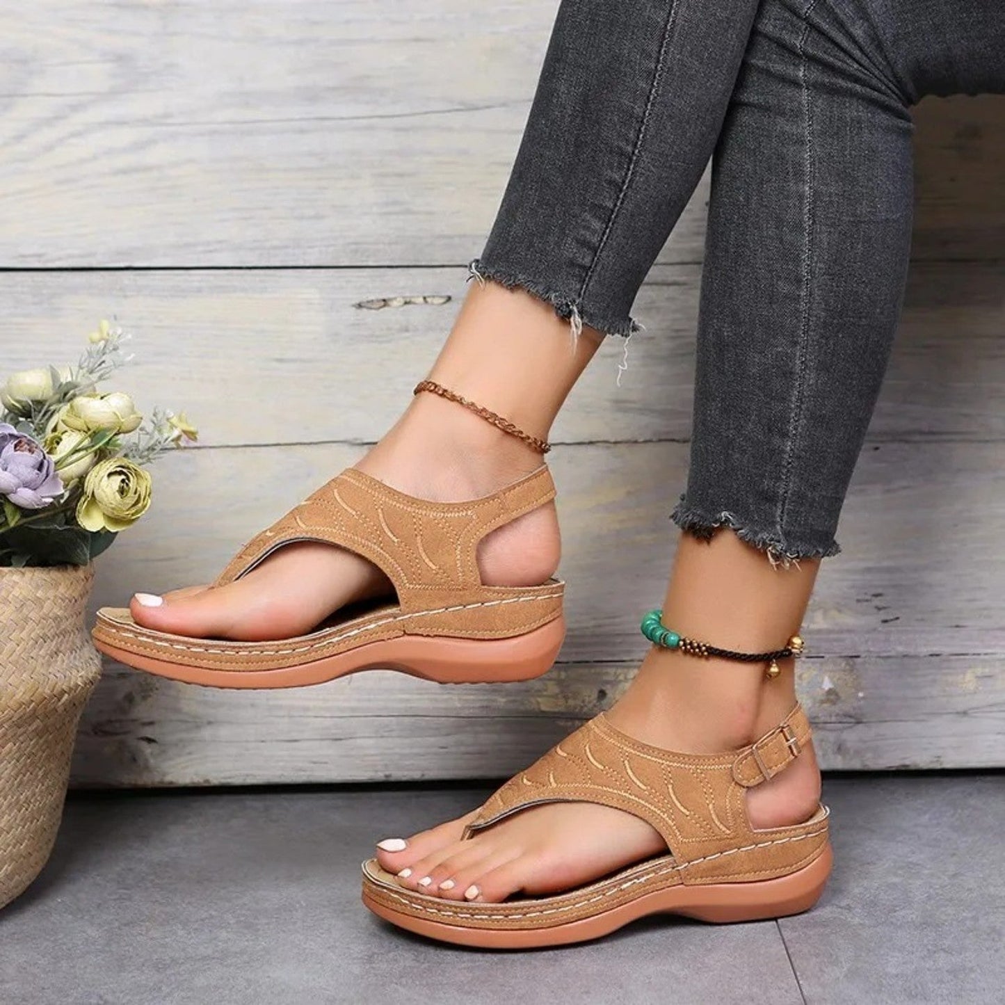 Supportive and lightweight orthopedic Sandals