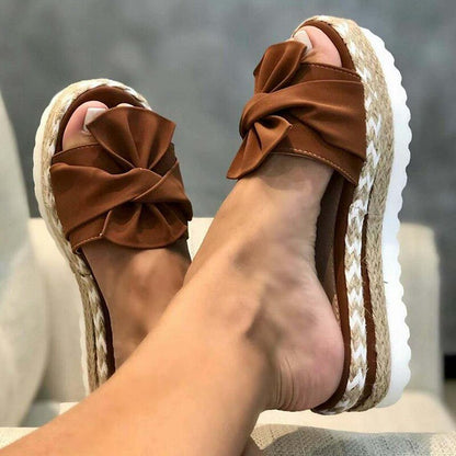 Lightweight summer sandals