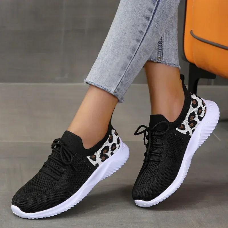 Elegant and detailed supportive Shoes