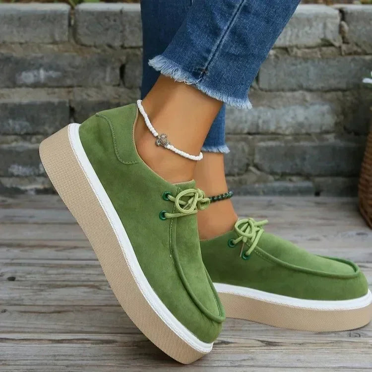 Casual and supportive orthopedic Shoes