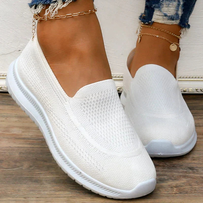 Elegant and detailed supportive Sneakers