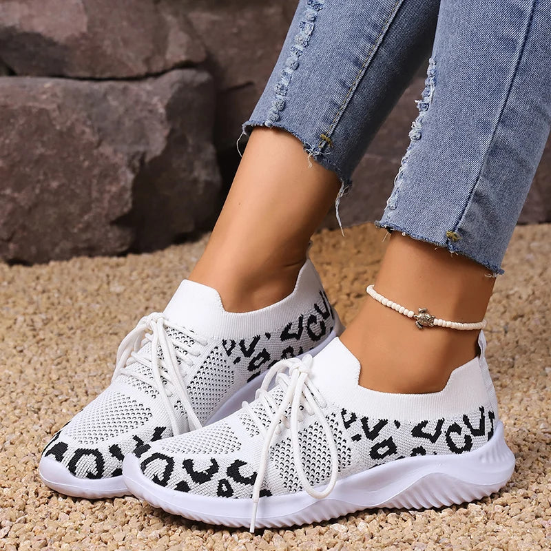 Fashionable supportive orthopedic Sneakers