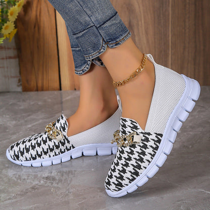 Effortless and lightweight orthopedic Sneakers