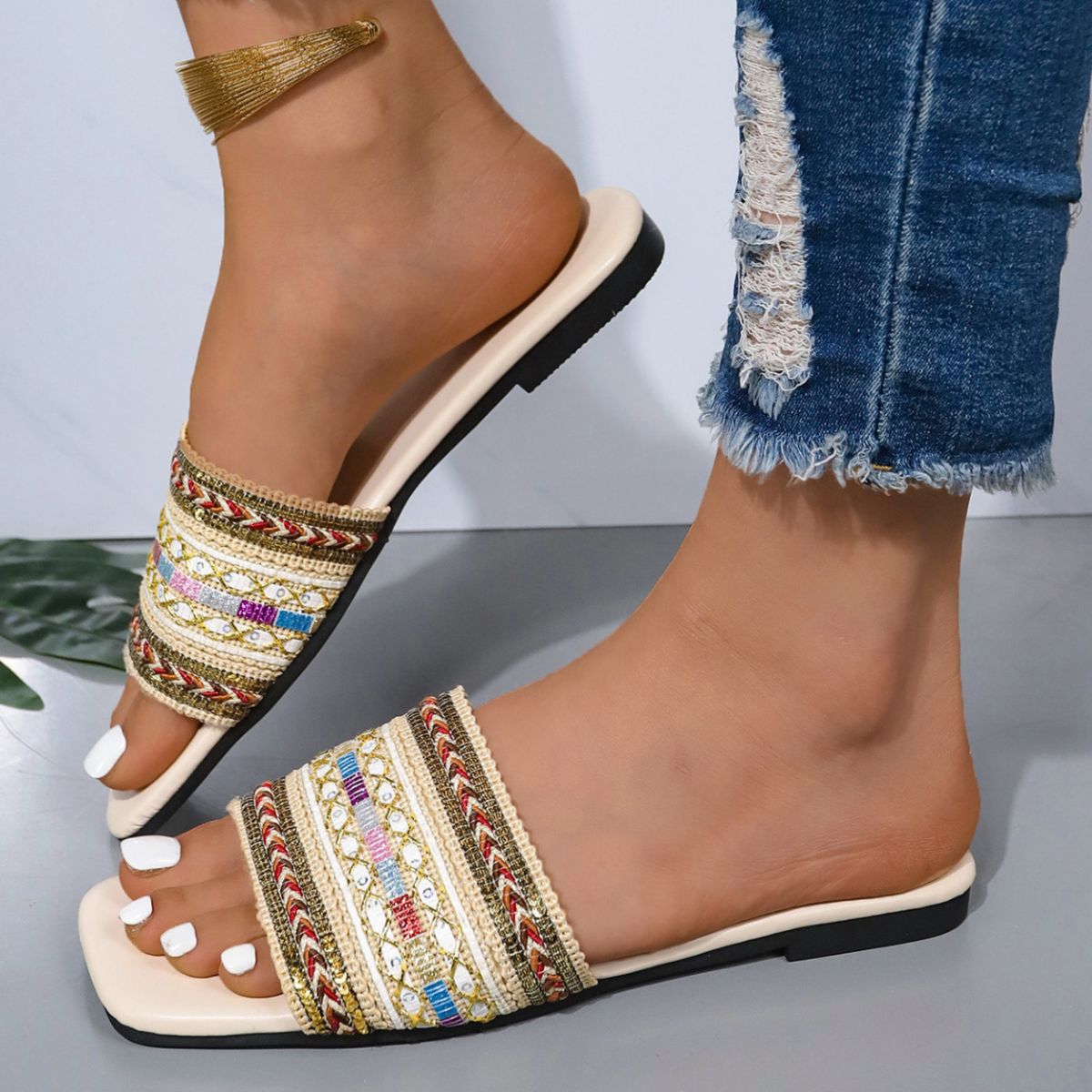 Fashionable Classic Flat Sandals