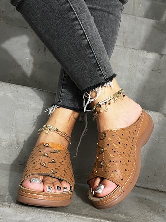 Elegant and comfortable summer sandals