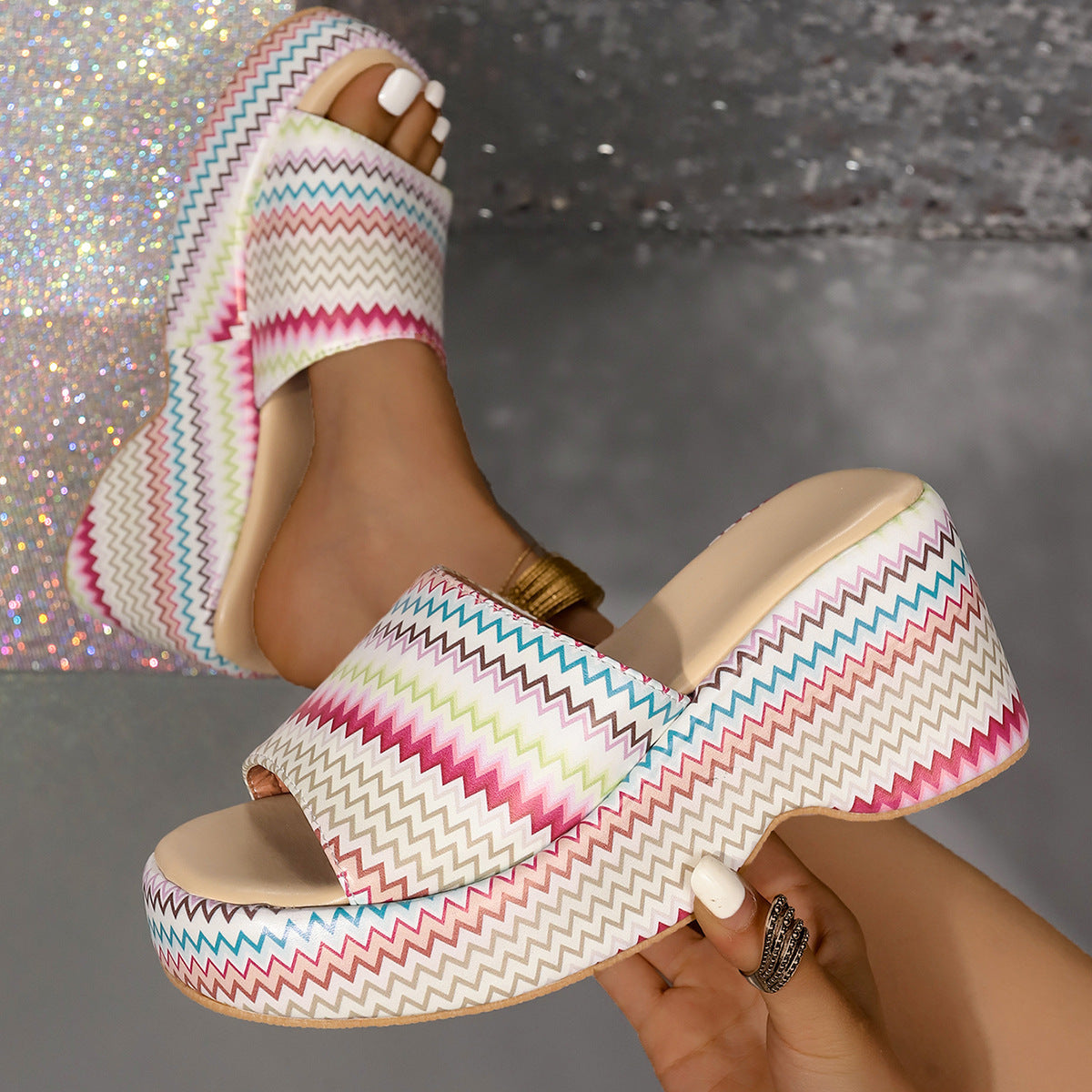 Colorful Wave Print Wedges Sandals