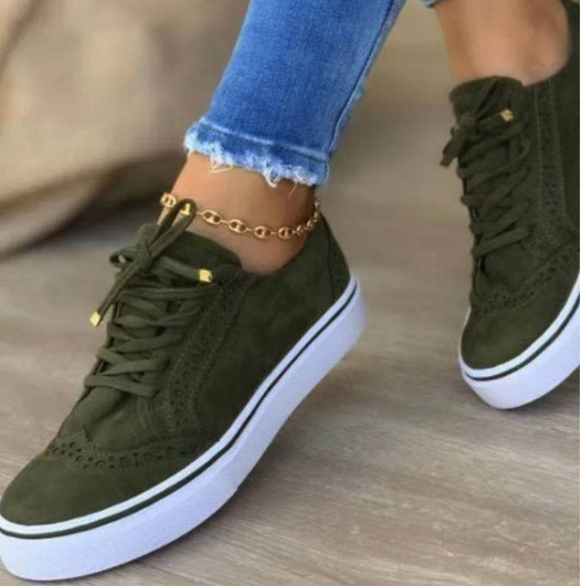 Elegant and detailed supportive Sneakers