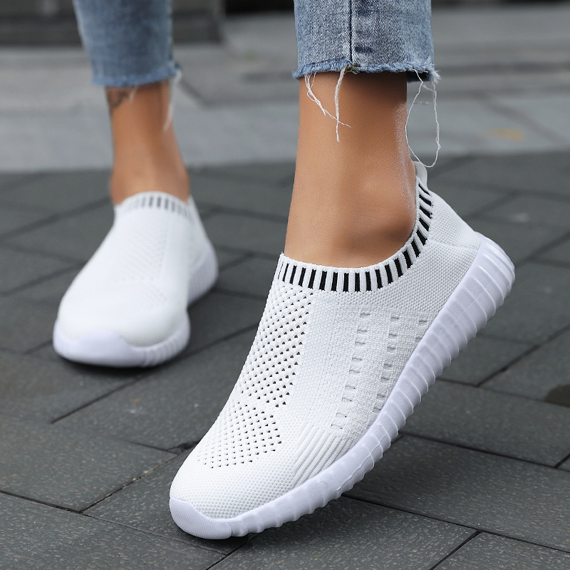 Supportive and fashionable orthopedic Sneakers