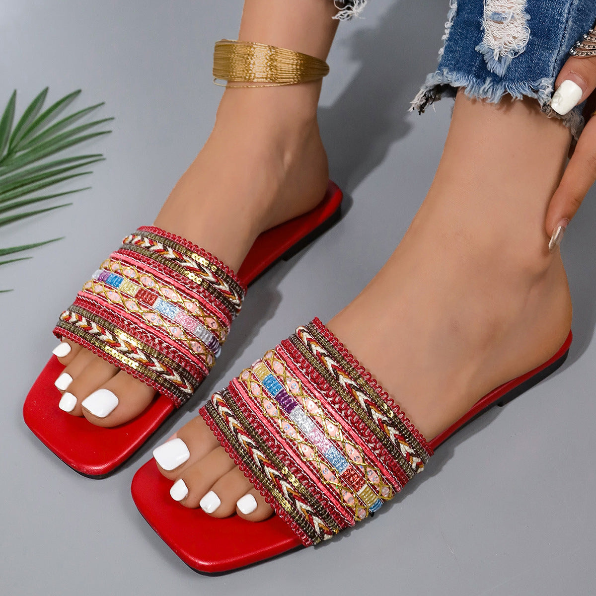 Fashionable Classic Flat Sandals