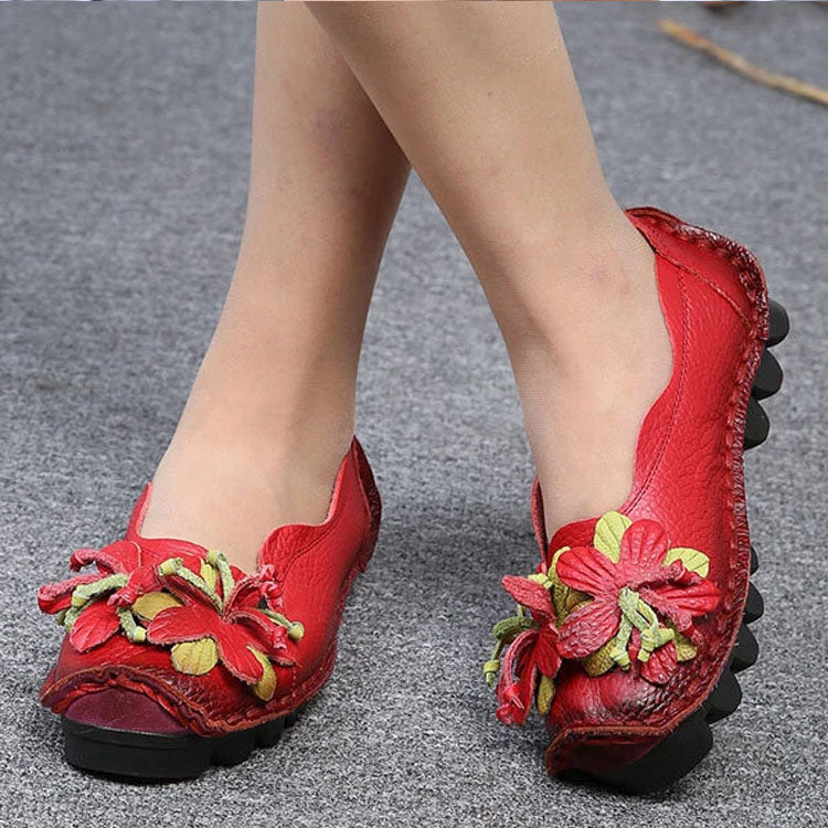 Glamorous and trendy casual shoes