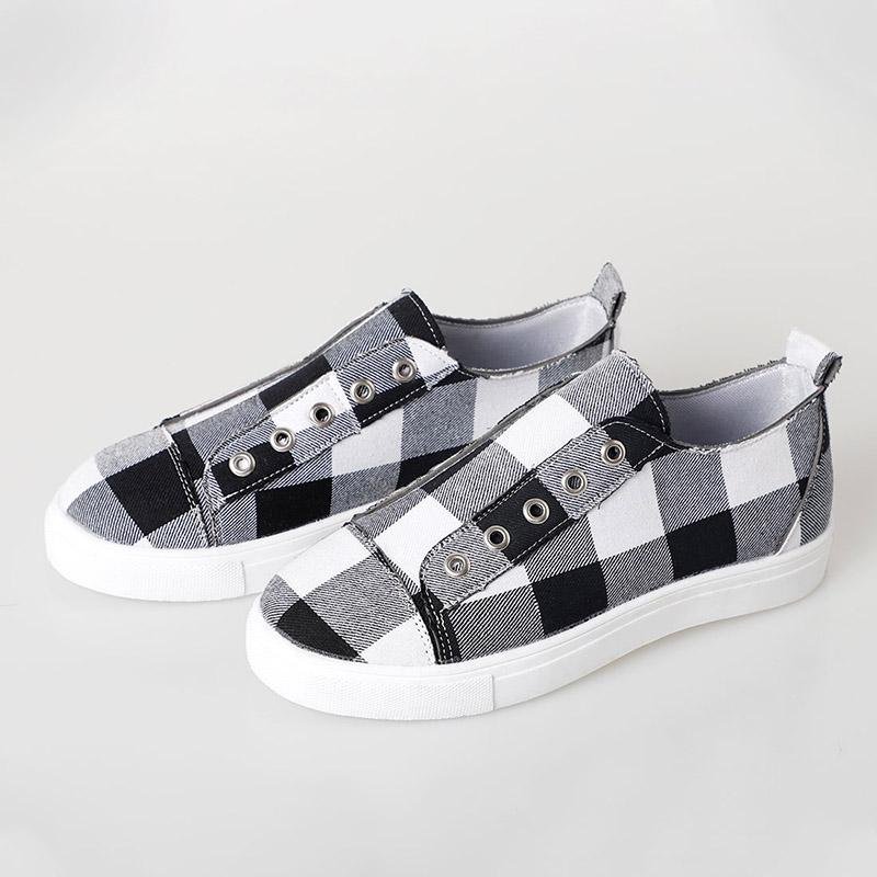 Checkered Women's Play Sneaker