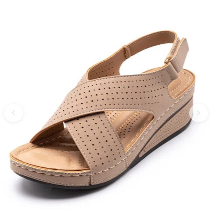 Sandals with open toe orthotics