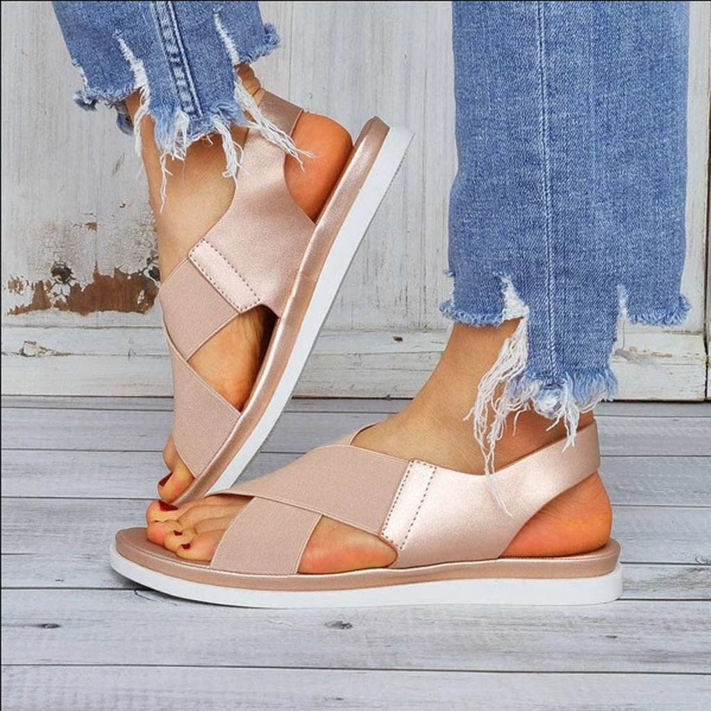 Comfortable minimalist flat sandals