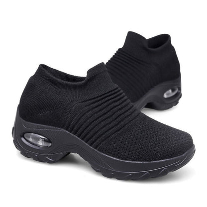 Orthopedic slip-on sneakers with arch support